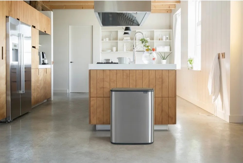 Bidone in acciaio touch in argento opaco 60 l Bo Touch Bin - Brabantia
