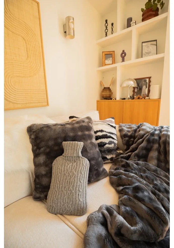 Coperta grigia in micropile 150x200 cm Wave – Tiseco Home Studio