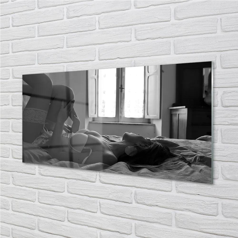 Quadro acrilico Donna bugiarda che guarda la finestra 100x50 cm