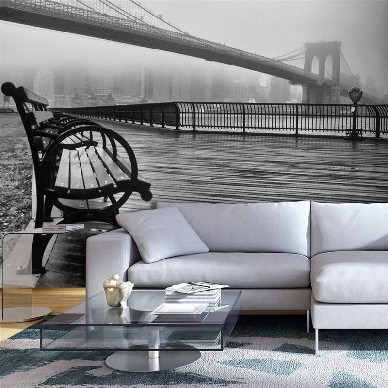 Fotomurale  A Foggy Day on the Brooklyn Bridge  Colore Grigio, Dimensioni e Misure 100x70