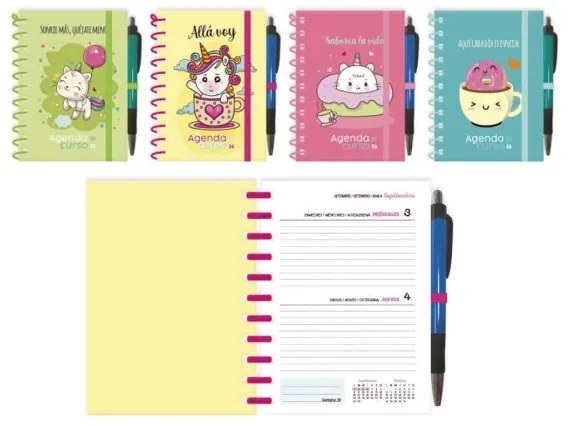 Ingraf Espositore da 12 Agende Scolastiche 25/26 Pagina a Spirale con Penna - Misura 8 - Copertina in Cartoncino a Righe con Dettagli in Lamina - 4 Disegni Assortiti