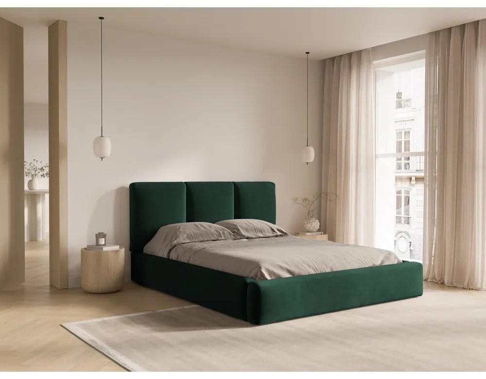 Letto matrimoniale imbottito in verde scuro in velluto con contenitore con rete inclusa 140x200 cm Brody – Mazzini Beds
