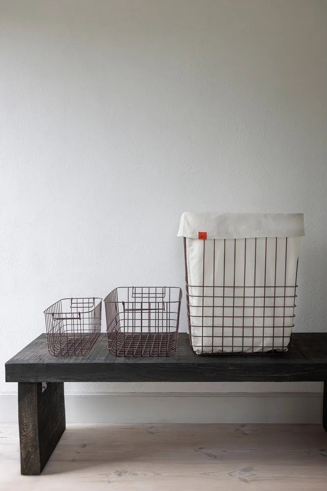 Cesta per il bucato burgundy in metallo 64 l Store-It – Mette Ditmer Denmark