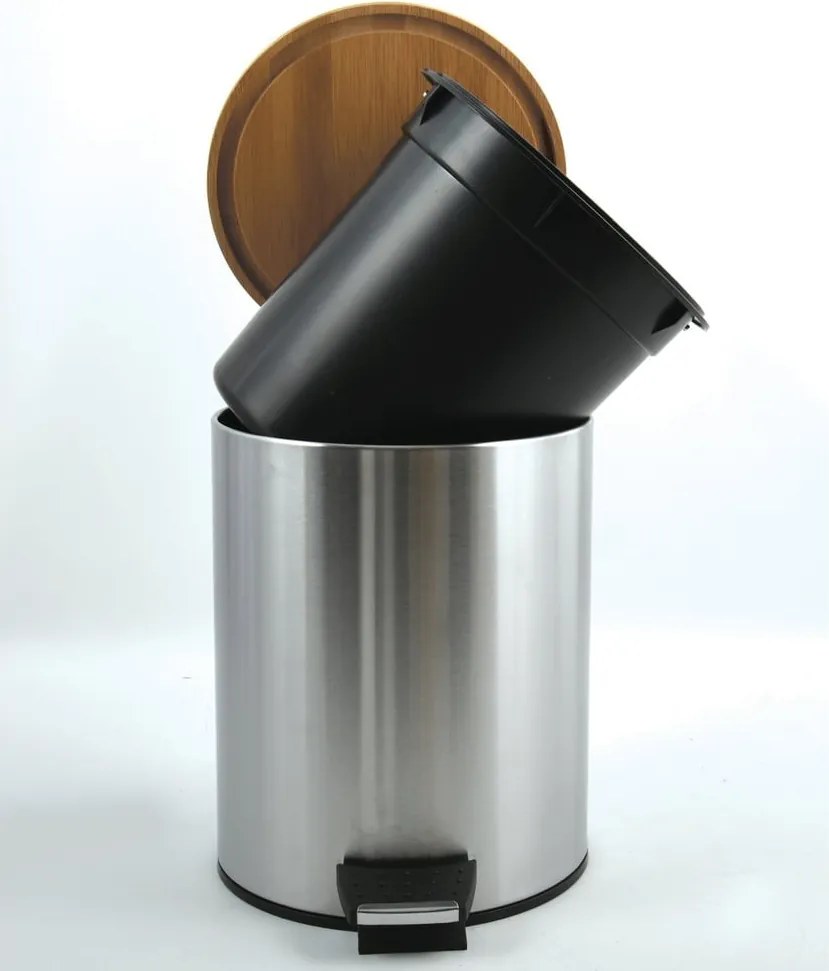 Cestino per la spazzatura color argento opaco in acciaio con pedale 3 l Adonis – Spirella