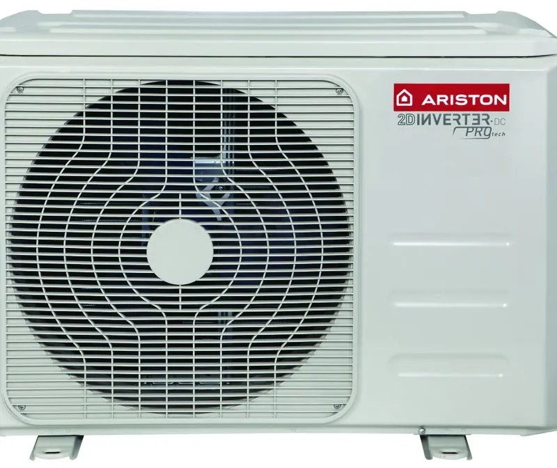 Unità esterna climatizzatore ARISTON DUAL ZENUS R32 dual 5.3 KW classe di raffreddamento A+ , classe di riscaldamento A+