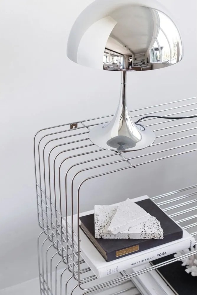 Libreria da parete color argento lucido in metallo 70x30 cm Wire – Mette Ditmer Denmark