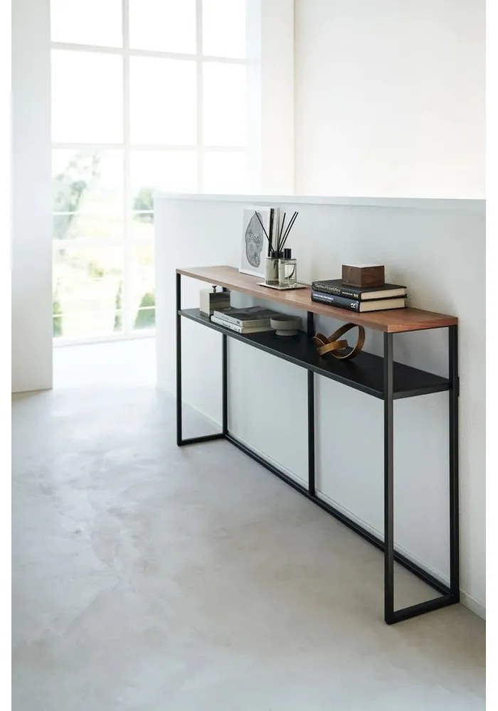 Tavolo consolle nero/in marrone scuro con effetto frassino 20,5x126 cm Tower - YAMAZAKI
