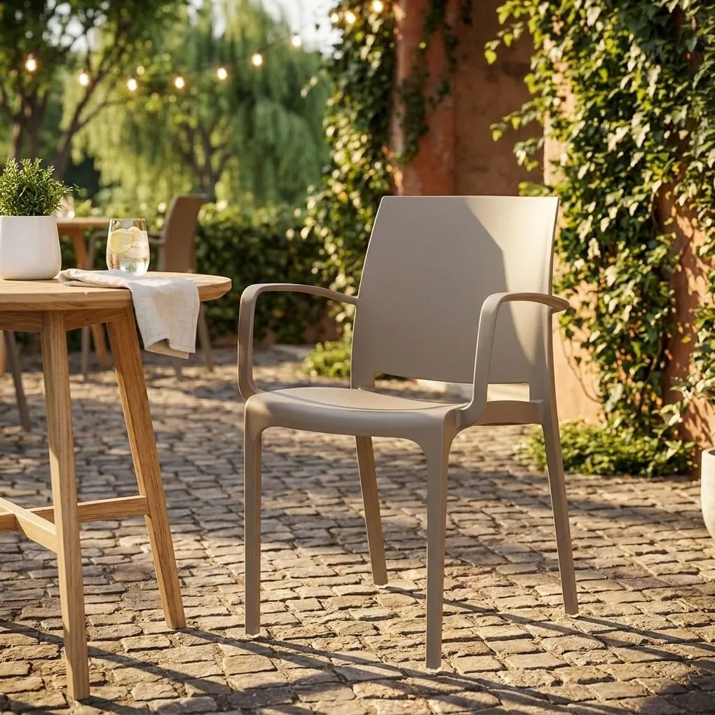 VOLGA - poltrona da giardino in plastica