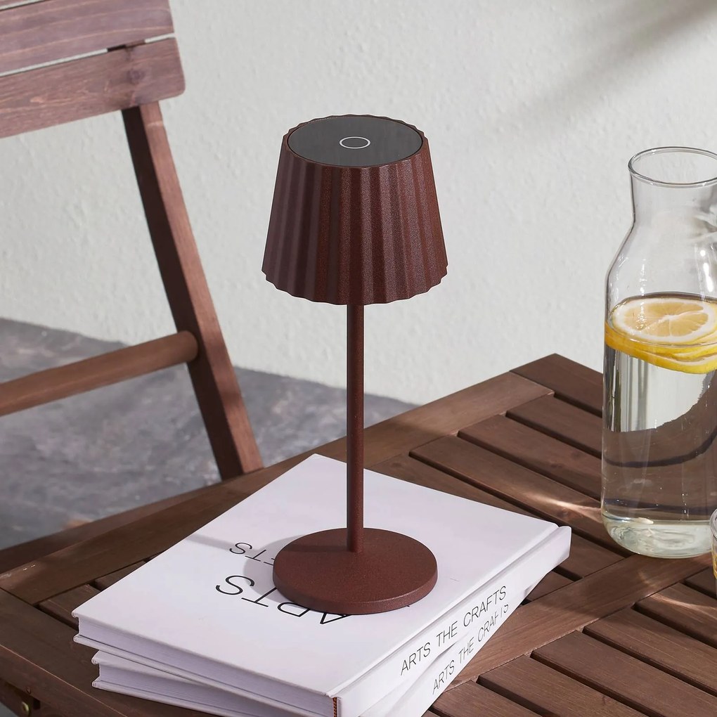 Lindby lampada da tavolo LED a batteria Esali, marrone ruggine, IP54