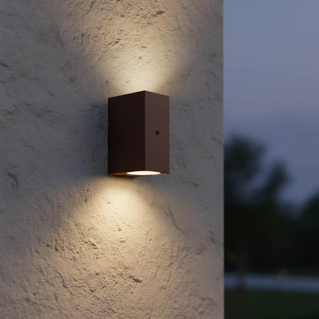 Applique Rettangolare 2xGU10 con Sensore Crepuscolare IP65 - Corten
