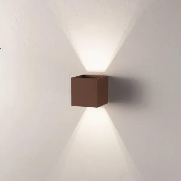 Applique in alluminio per esterni Corten con alette regolabili CUBE 10x10 cm
