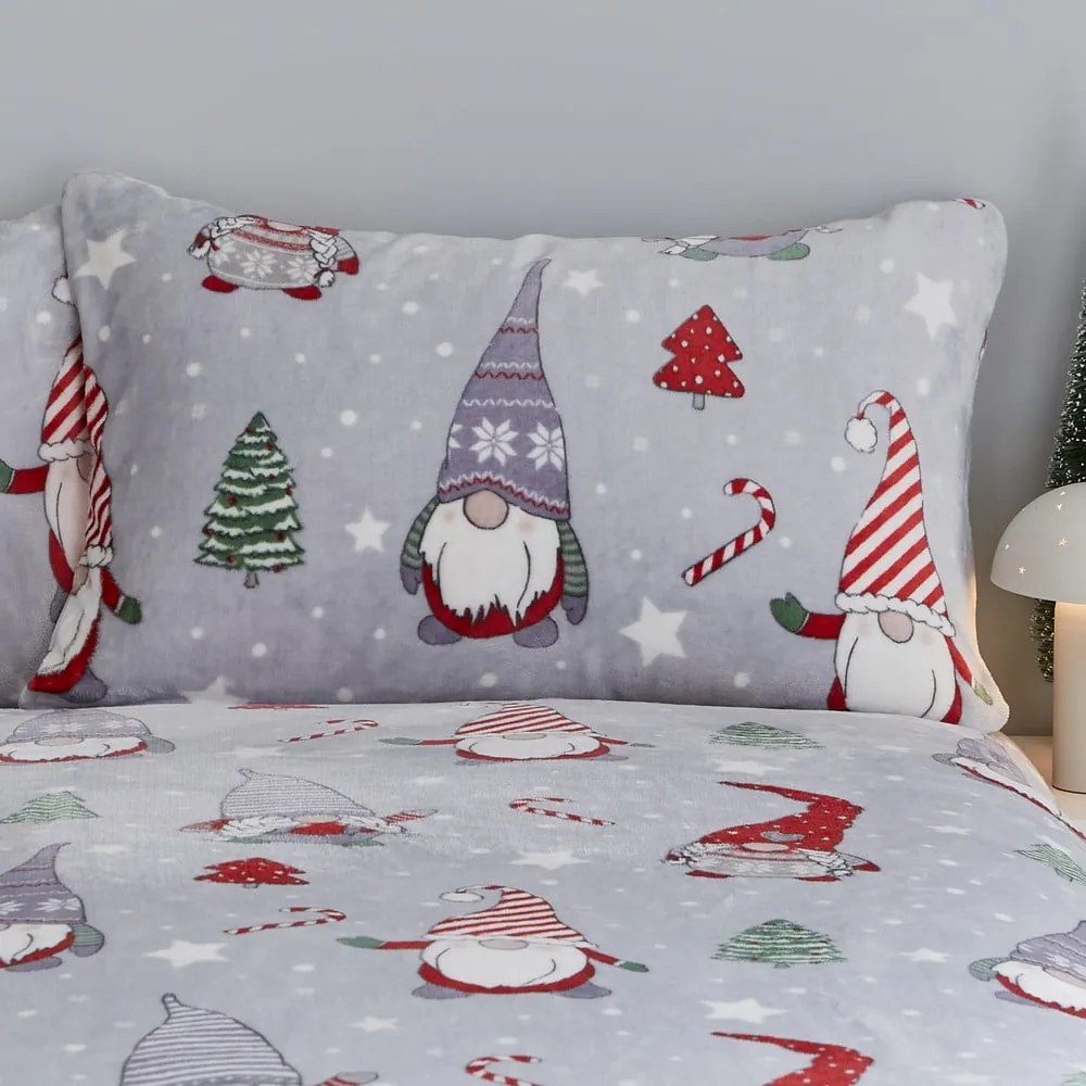 Set copripiumino e federa grigio in micropile per letto matrimoniale e per letto esteso 230x220 cm Festive Gnomes – Catherine Lansfield