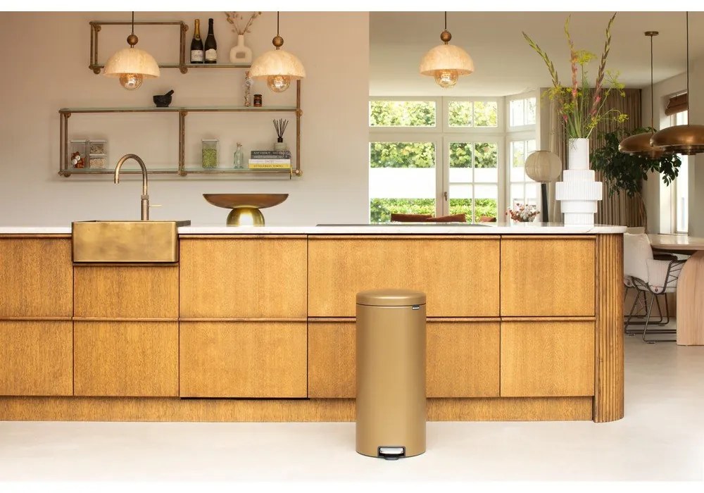 Cestino per la spazzatura color ottone in acciaio con pedale 30 l NewIcon – Brabantia