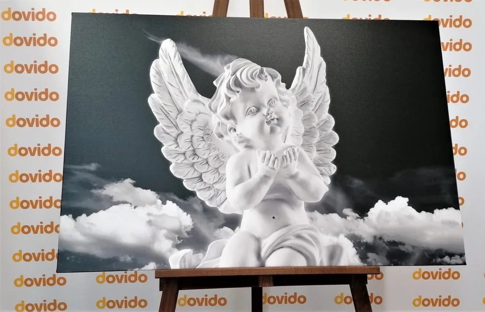 Stampa su tela – Angioletto attento in bianco e nero nel cielo
