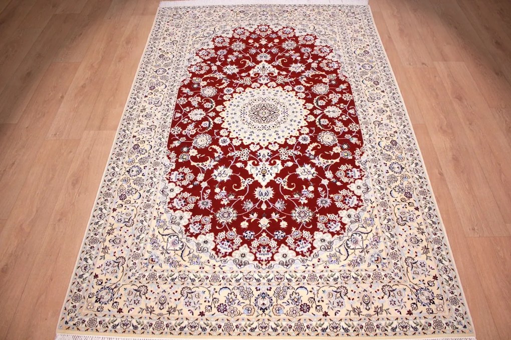 Nain Tappeto 160 x 240 (Iran) Annodato A Mano