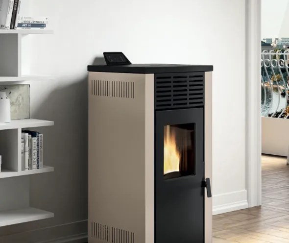 Royal Jada 6 Stufa A Pellet Ad Aria 6 Kw Serbatoio 19 Kg 45x59x102 Cm In Acciaio Beige