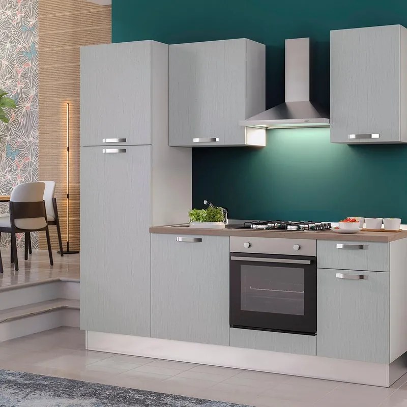 Cucina montata Dora bianco spatolato, lavello a destra, L 225 cm, completa di: cappa a camino, piano cottura a gas, forno, frigorifero