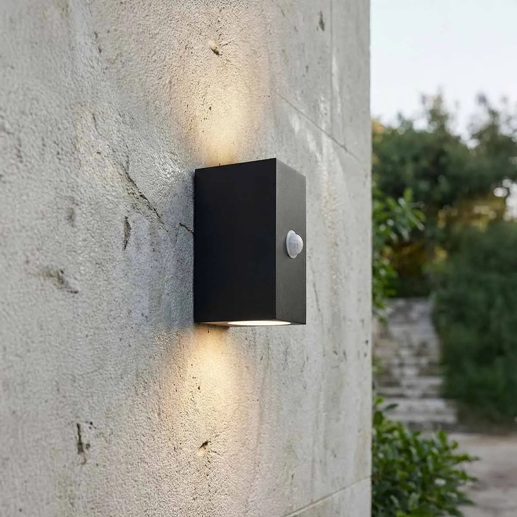 Applique GU10 con Sensore di Movimento IP65 Bidirezione - Nera