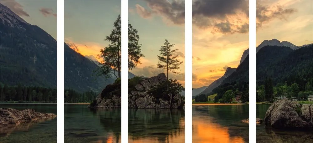 Quadri 5 pezzi – Paesaggio montano sul lago