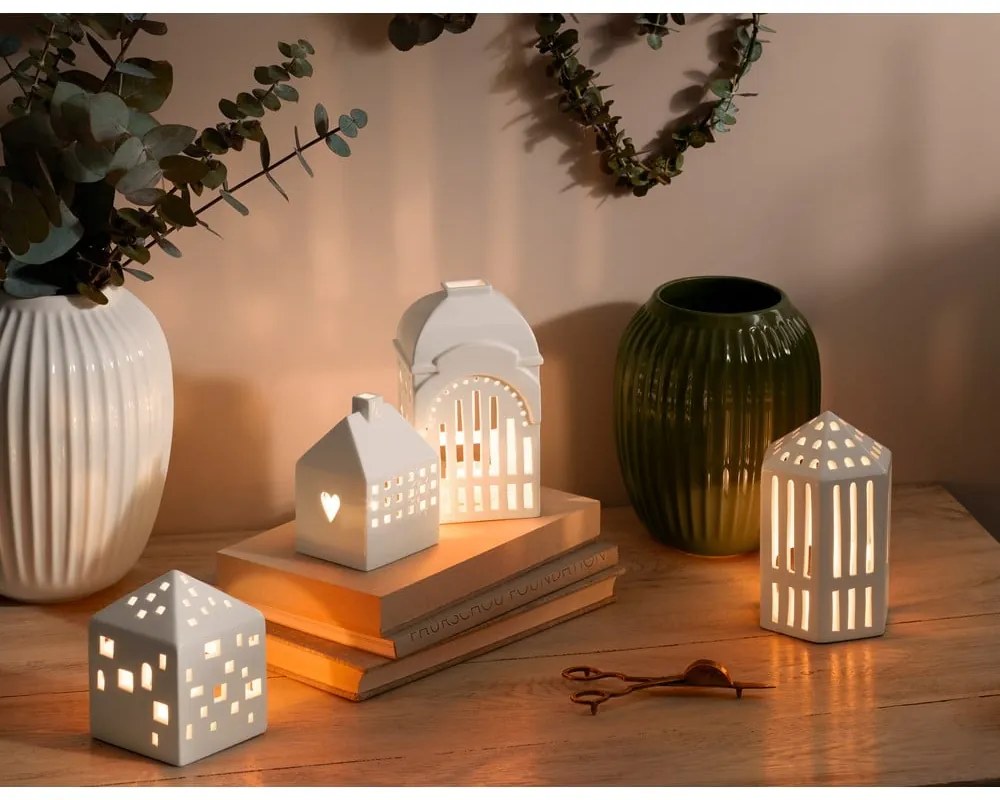 Portacandele in ceramica per tea light Urbania Lighthouse Classical - Kähler Design