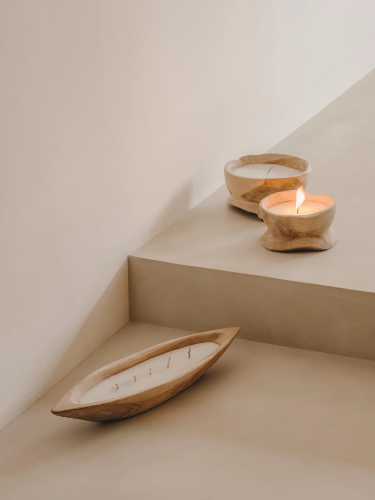 Kave Home - Vela Maelia di legno con finitura naturale Ã˜ 25 cm
