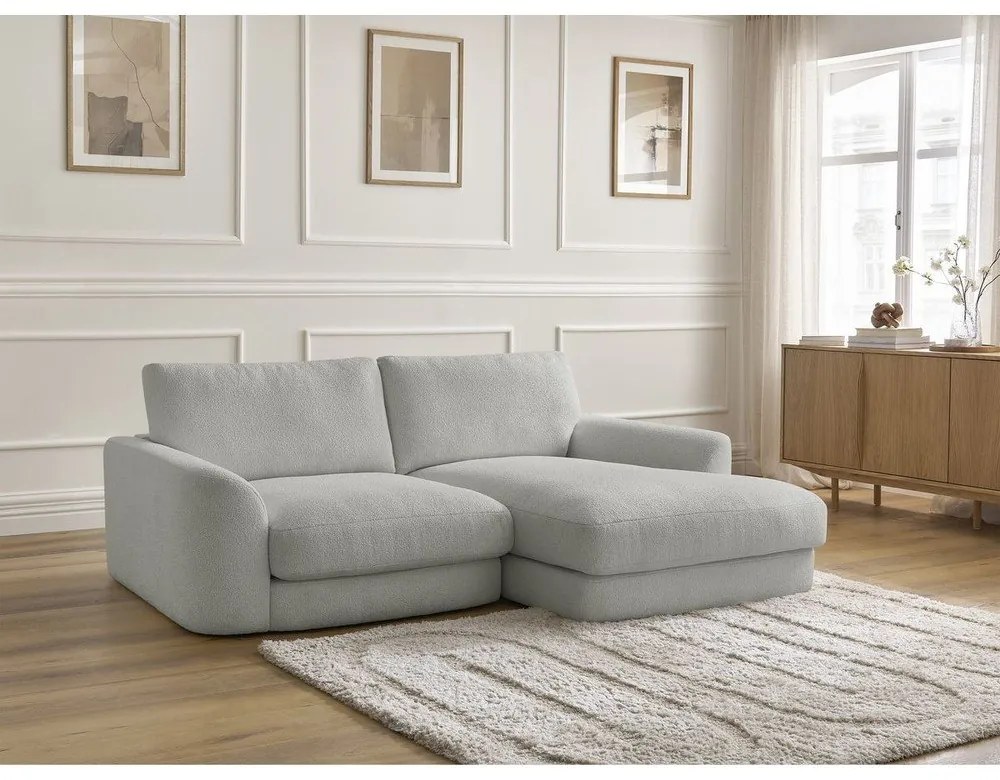 Divano angolare grigio chiaro (con penisola a destra/con chaise lounge) con rivestimento in bouclé Leonore – Bobochic Paris