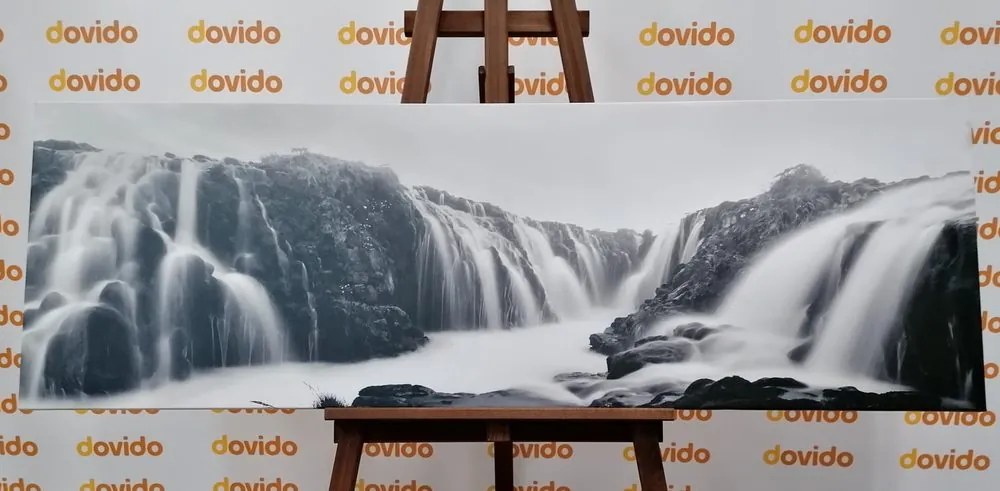 Stampa su tela – Cascate maestose in bianco e nero