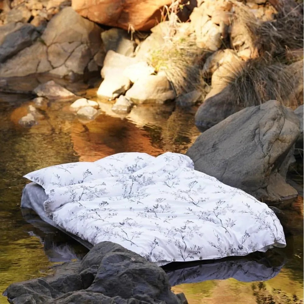 Set copripiumino e federa bianco/grigio in cotone renforcé per letto singolo 140x200 cm White Floral – Mila Home Luxury