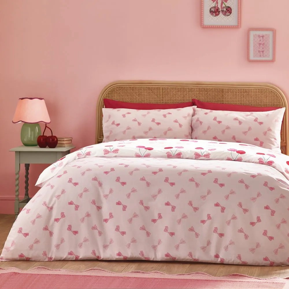 Set copripiumino e federa bianco e rosa per letto matrimoniale 200x200 cm Cherries and Bows – Catherine Lansfield