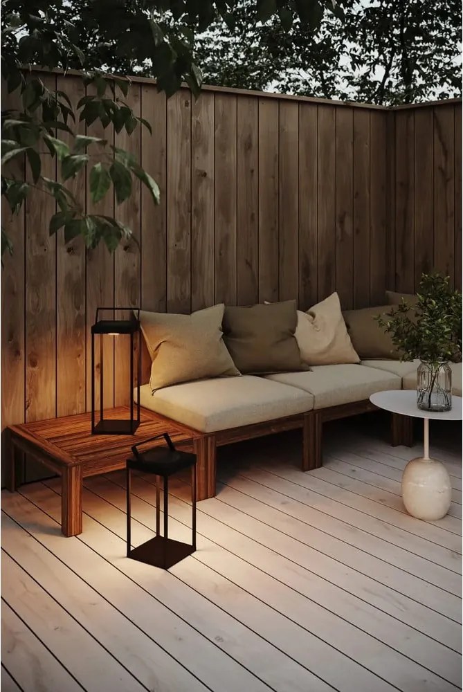 Lanterna a LED nera con alimentazione a pannelli solari e con ricarica USB da esterno (altezza totale 42 cm) Pure – Markslöjd