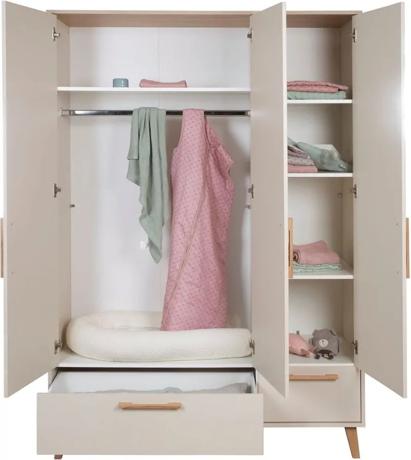 Armadio per bambini color crema/di colore naturale con effetto rovere 138x200x55 cm Jil – Roba