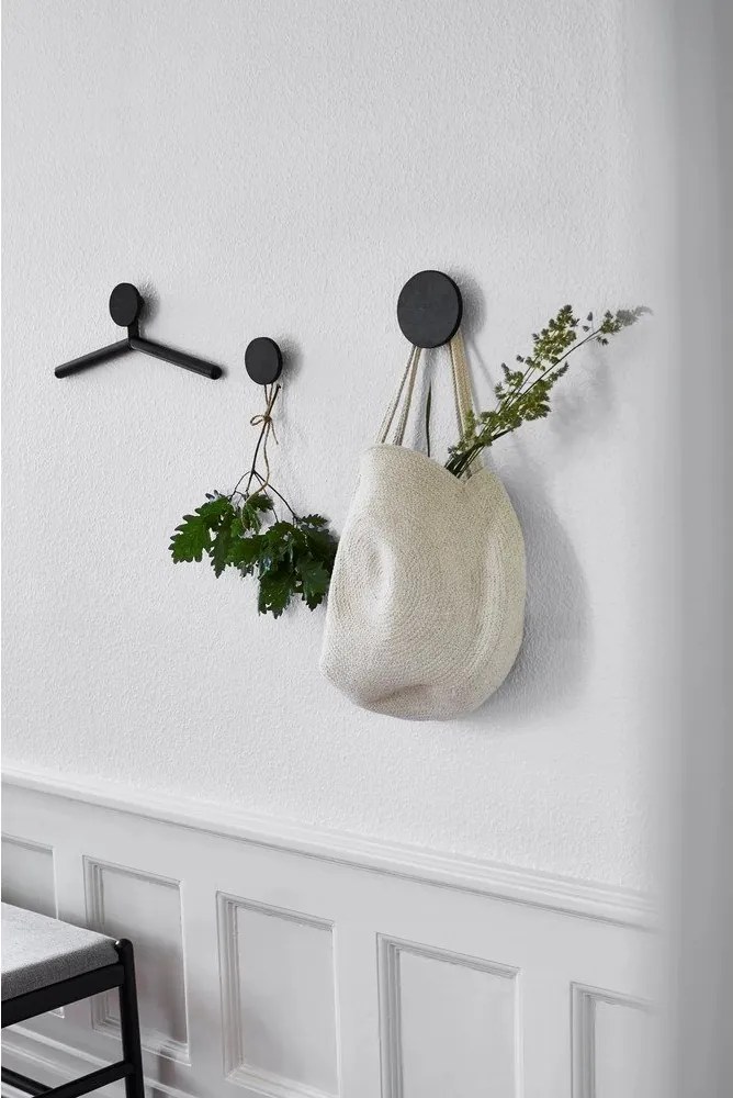 Gancio in legno di quercia da parete nero Milford – Rowico