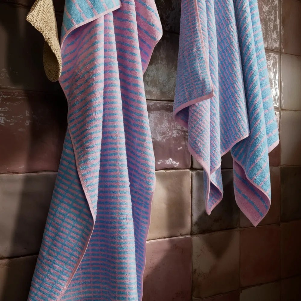 Asciugamano tipo terry blu/rosa in misto bambù 50x100 cm Nuance – JUNA