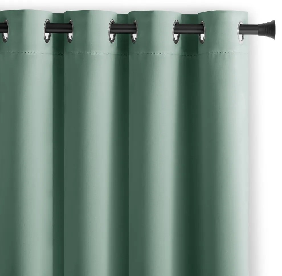 Tenda termoisolante/parzialmente oscurante verde chiaro 140x175 cm Kierra – Restilo