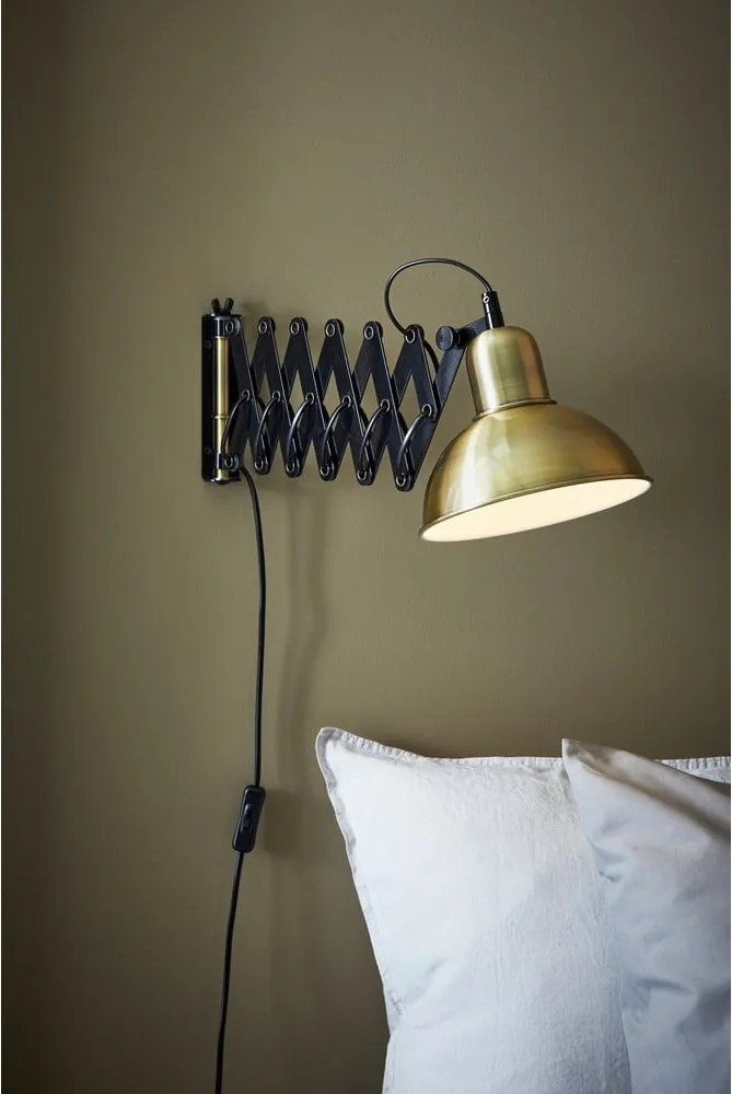 Lampada da parete dorata Riggs – Markslöjd