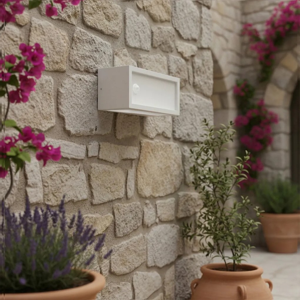 Applique con Sensore Movimento E27 IP65 FLUTE per esterno - Bianca