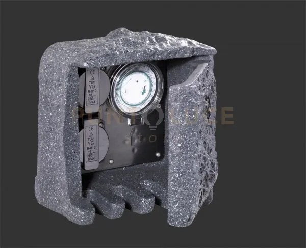 Palo garden socket da esterno 2 attacchi shuko + timer effetto piet...
