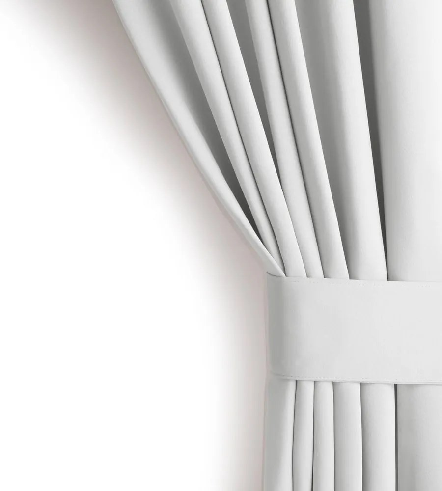 Tenda termoisolante/parzialmente oscurante bianca 140x245 cm Kierra – Restilo