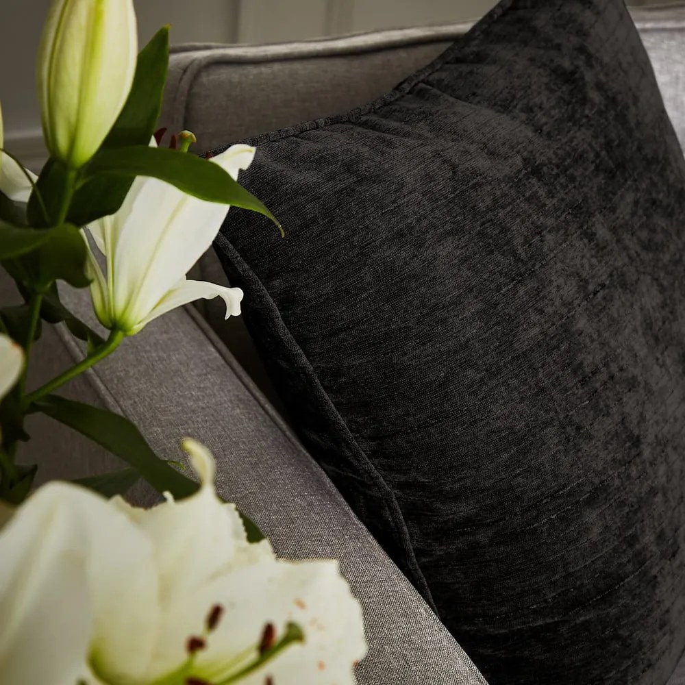 Cuscino decorativo in ciniglia 55x55 cm Selene Luxury Chenille – Hyperion