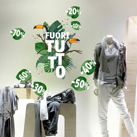 Fuori tutto tucani | Vetrofania
