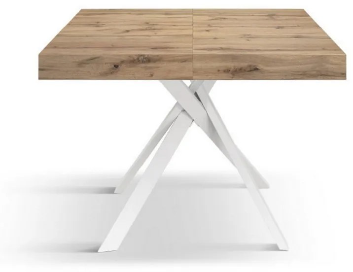 Tavolo FORTE DEI MARMI in legno, finitura rovere rustico e gambe incrociate in metallo bianco, allungabile 95&#215;90 cm &#8211; 145 x 90 cm