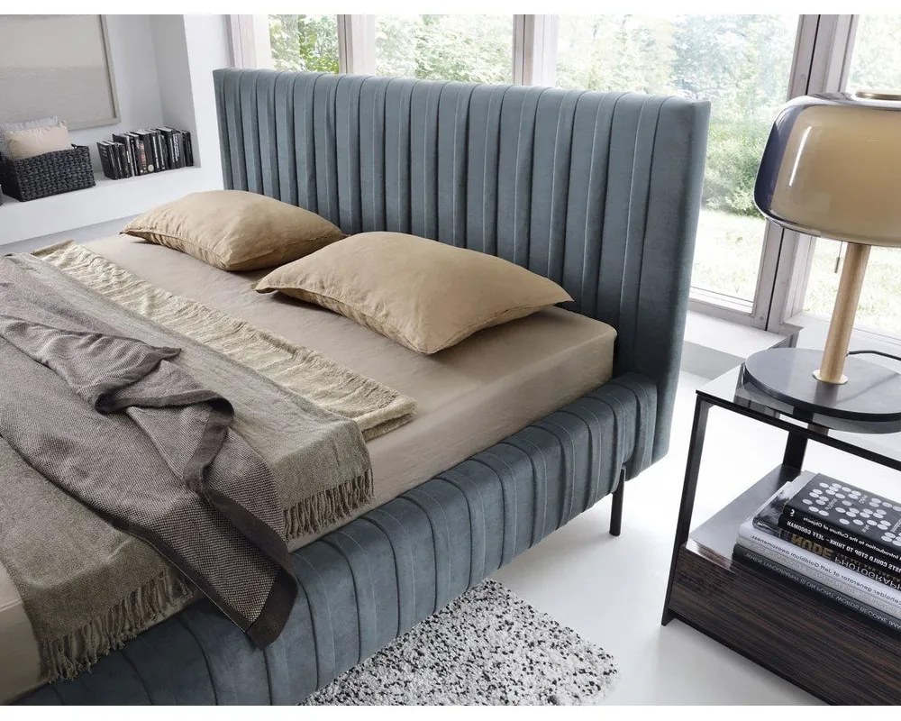 Letto matrimoniale imbottito blu con contenitore e rete inclusi 180x200 cm Plissa – ELTAP