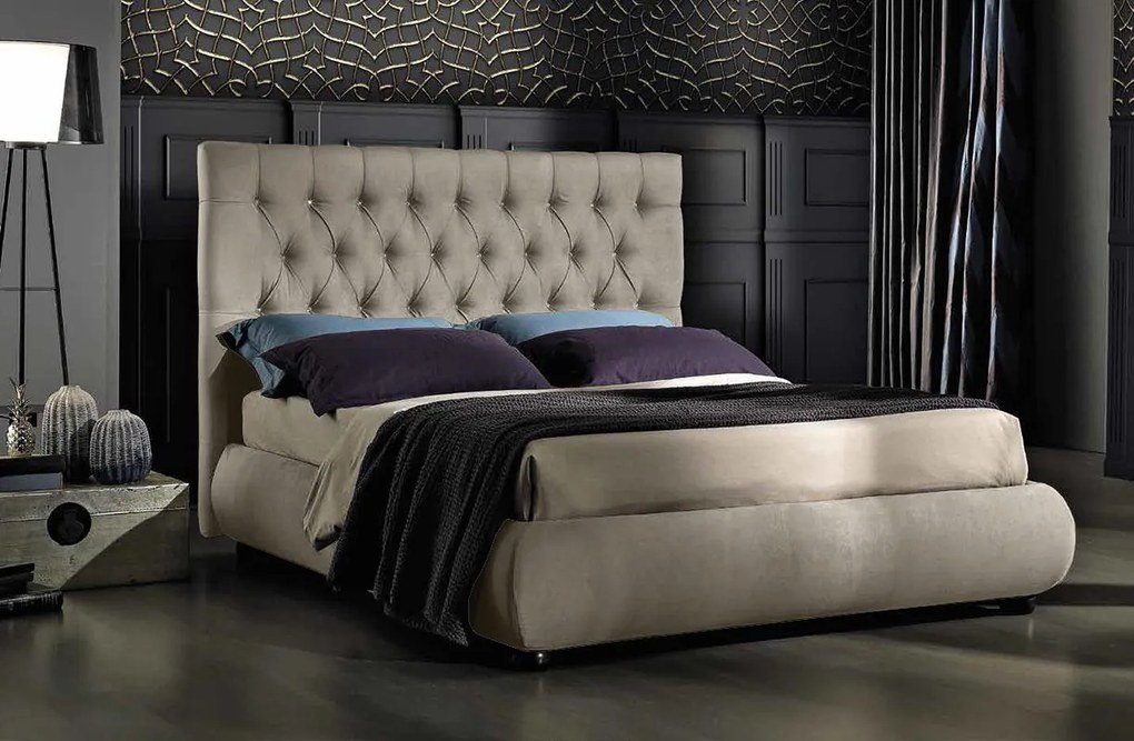 Letto matrimoniale con swarovski in testata, finitura Panna