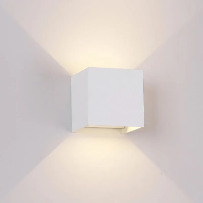 Applique LED moderno da esterno DAVOS bianco IP54, luce bianco caldo 91.6 lumen, MANTRA