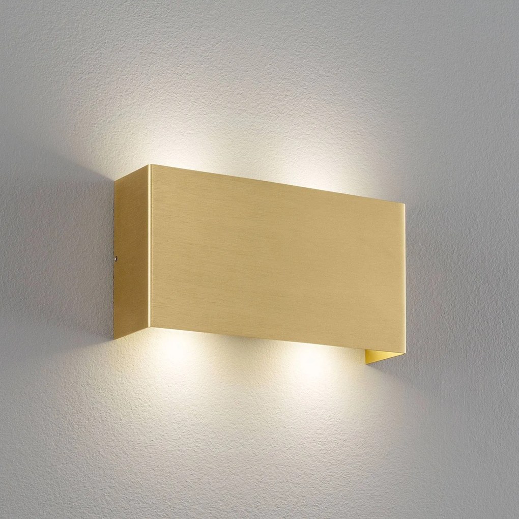 Quitani Applique a LED Maja, ottone opaco, larghezza 22 cm