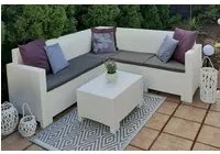 Salottino da esterno Eris, Set da giardino con cusciniindoor e outdoor effetto rattan, 100% Made in Italy, Bianco