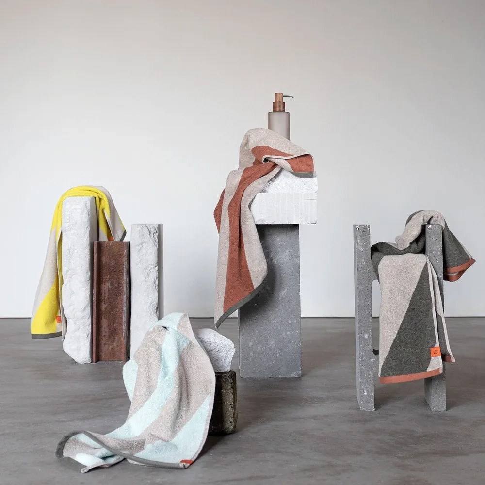 Asciugamano in spugna in cotone organico color menta 50x90 cm Diagonal - Mette Ditmer Denmark