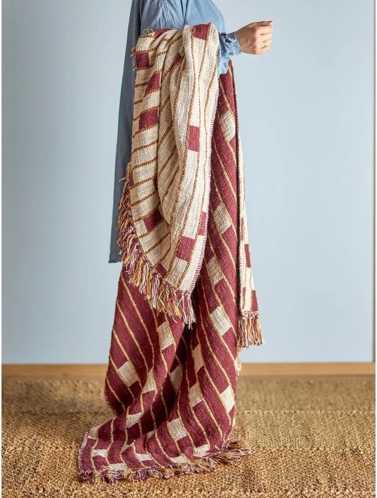 Coperta rossa e beige in misto cotone 130x160 cm Cang – Bloomingville