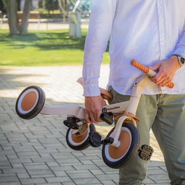 PETITE&amp;MARS - Triciclo per bambini 5in1 TURBO Desert Sand