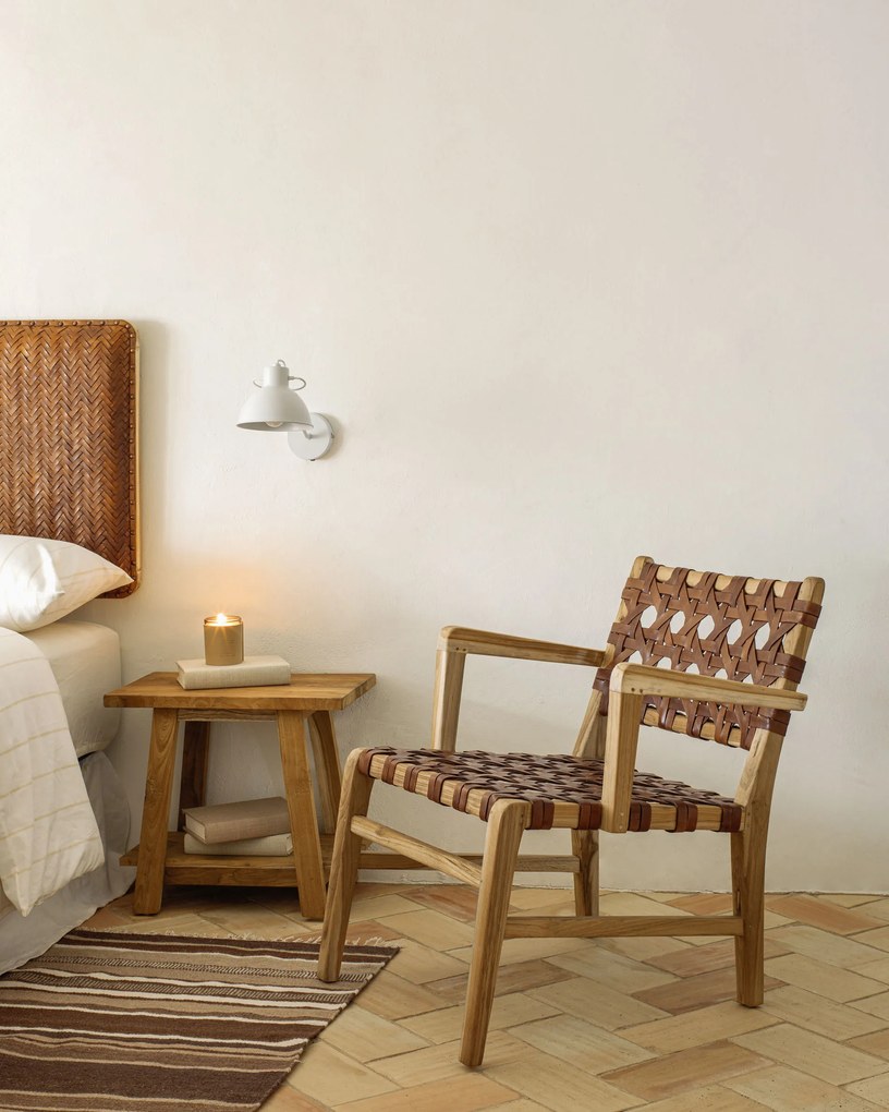 Kave Home - Poggiapiedi Safara in legno massello di teak riciclato 50 x 32 cm